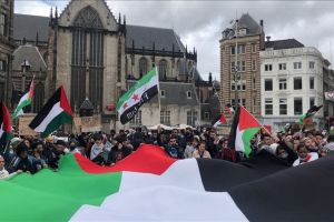 مظاهرة طلابية في هولندا داعمة للشعب الفلسطيني