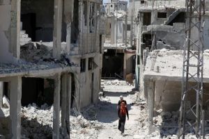 UN Committee Assesses Damage in Deraa Camp for Palestinian Refugees