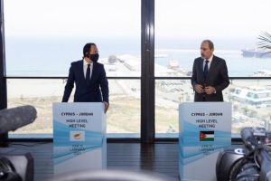 وزيرا خارجية الأردن وقبرص يؤكدان ضرورة دعم وكالة الأونروا