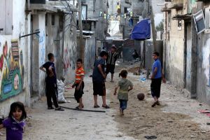اجتماع يناقش دعم صمود مخيمات اللاجئين بالضفة الغربية