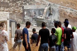 Displacing 16 People, Israeli Municipality Demolishes Palestinian Building in Occupied Jerusalem