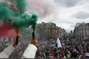 Thousands Take Part in Pro-Palestinian Rallies Worldwide