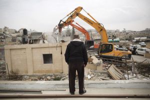 4 Palestinian Families Displaced in Occupied Jerusalem following Israeli Demolition of Their Homes