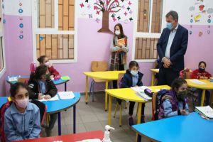 Chief of UN Palestine Refugee Agency Visits Lebanon amidst Deteriorating Living Conditions