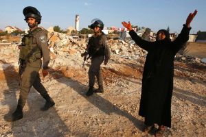 الرئاسة الفلسطينية تحذر من تهجير مئات الفلسطينيين جنوبي الضفة