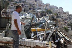 2 Palestinians Forced to Demolish Their Own Home, Shop in Jerusalem