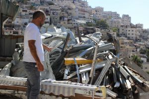 2 Palestinians Forced to Demolish Their Own Home, Shop in Jerusalem