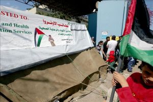 ناشطون يطلقون حملة للضغط على الأونروا لمساعدة فلسطينيي سوريا