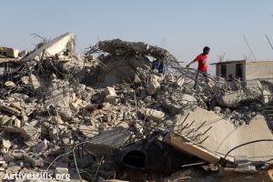 Israeli Forces Destroy Palestinian Shelters in Jericho