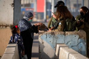 العفو الدولية: إسرائيل تطبّق الفصل العنصري ضد اللاجئين الفلسطينيين