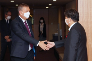 لازاريني يبحث مع المسؤولين في اليابان حشد الدعم للأونروا