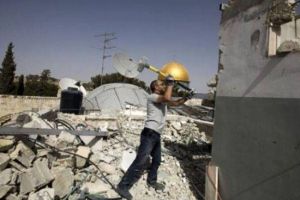Israel Forces Palestinian to Self-Demolish Store in Jerusalem Refugee Camp