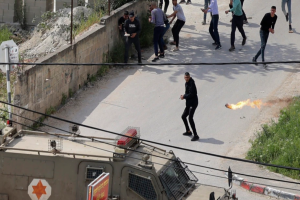 10 Injured as Israeli Forces Attack Palestinian House with Missiles in Jenin Refugee Camp