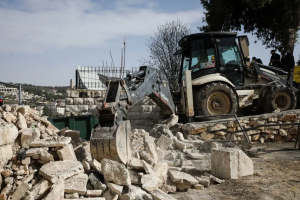 Israelis Destroy Muslim Cemetery in Jerusalem to Turn it into Park