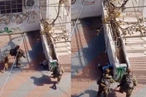 Israeli Soldiers Intimidate Palestinian Toddler in Occupied West Bank