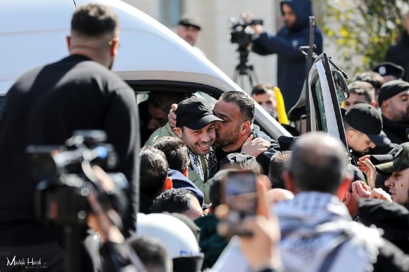 الاحتلال يفرج عن 369 أسيرًا فلسطينيًا ضمن اتفاق وقف إطلاق النار
