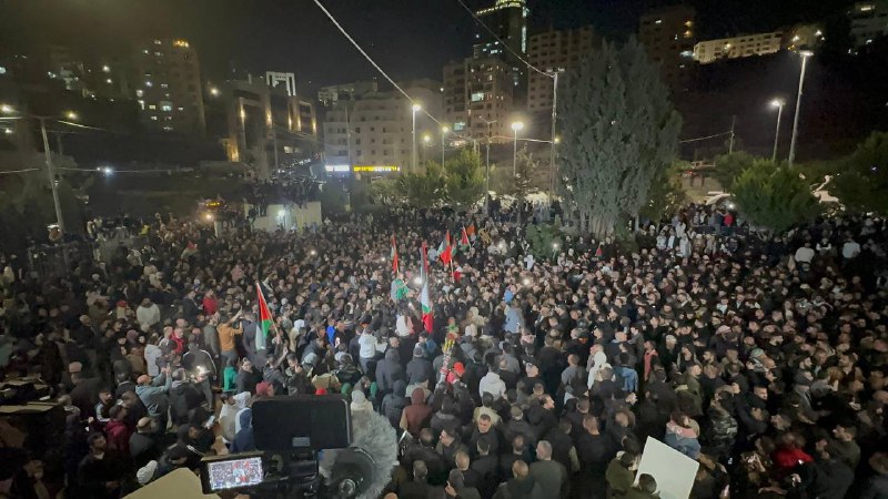 الاحتلال يفرج عن 110 أسرى فلسطينيين في إطار صفقة التبادل