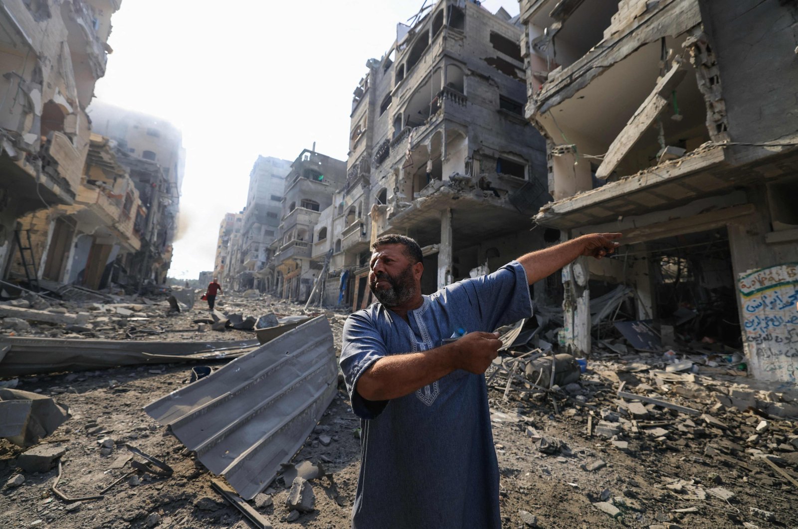 UN Guesthouse in Southern Gaza Receives Direct Hits from Israeli Forces’ Naval Bombardment