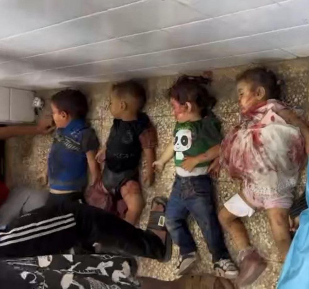 15 شهيدًا في غارة إسرائيلية على طابور لتوزيع الغذاء للأطفال في دير البلح