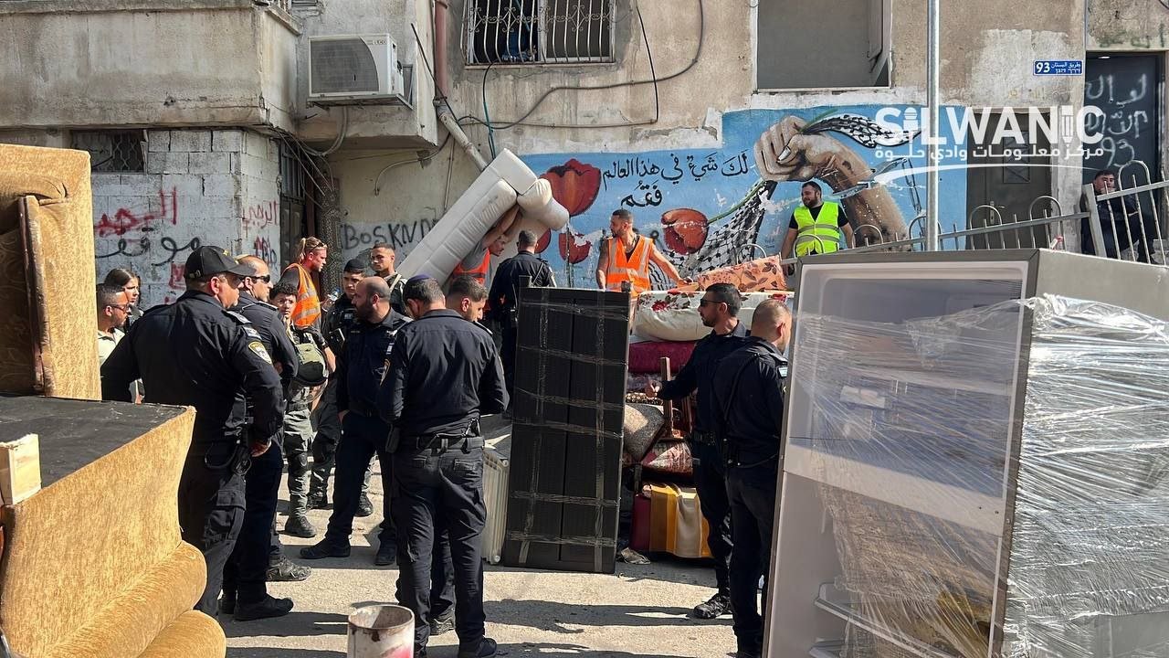 مقدسيون يحتجون في سلوان رفضًا لقرارات الإخلاء لصالح المستوطنين