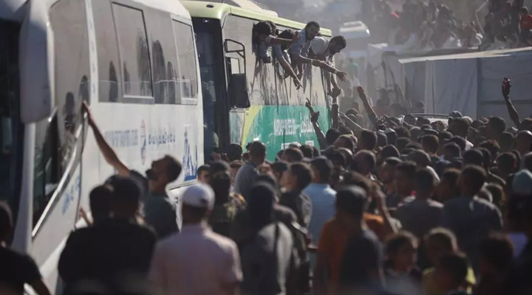 محررون فلسطينيون يروون شهادات صادمة عن التعذيب الممنهج داخل سجون الاحتلال