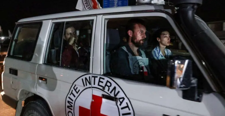 انتقادات أوروبية لقرار إسرائيل منع زيارات الصليب الأحمر للأسرى الفلسطينيين