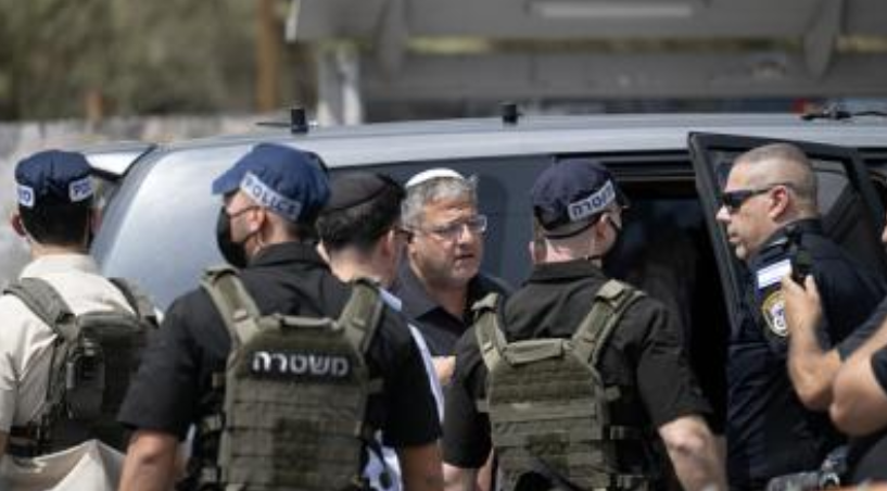 الإعلامي الحكومي بغزة: إعدام ميداني وتعذيب لأسرى فلسطينيين بعد احتجازهم