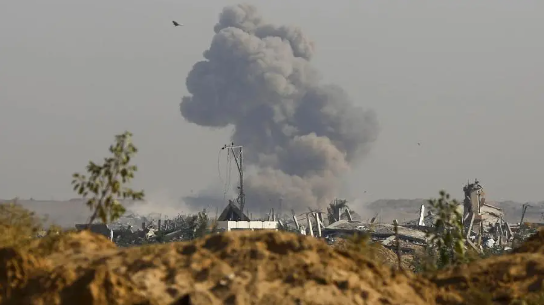 غارات إسرائيلية على غزة وخانيونس رغم اتفاق وقف إطلاق النار