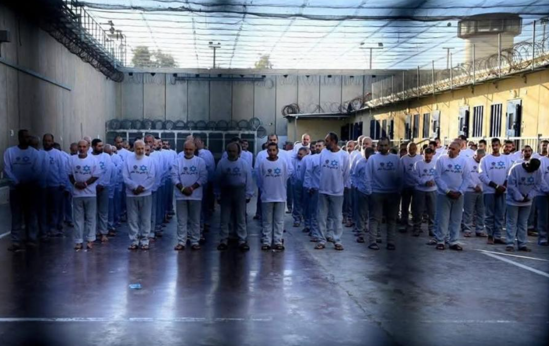 هيئة الأسرى: موجة البرد تفاقم معاناة الأسرى الفلسطينيين داخل السجون الإسرائيلية