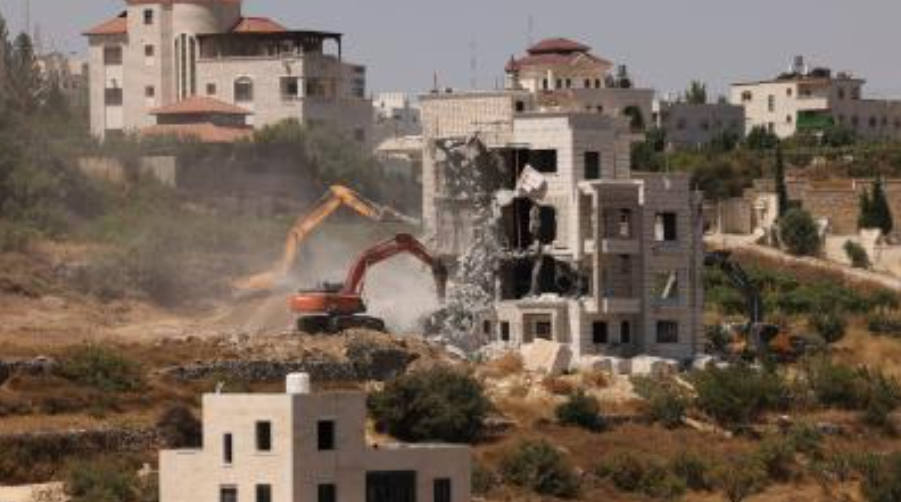 8 دول عربية وإسلامية تندد بقرار إسرائيل الاستيلاء على أراضٍ في الضفة الغربية