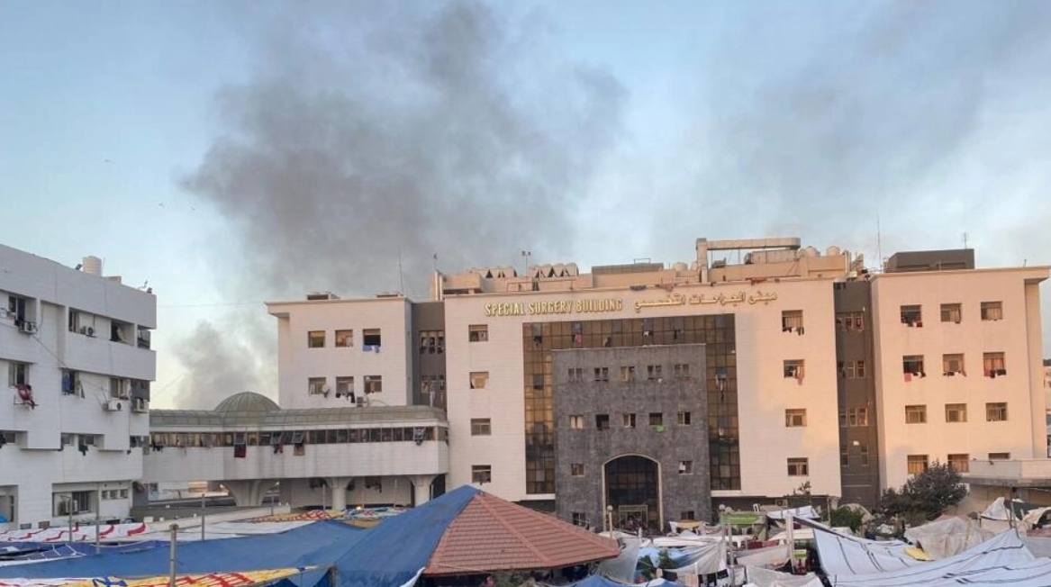 وزارة الصحة في غزة: اجتياح قوات الاحتلال الإسرائيلي لمجمع الشفاء الطبي يشكل انتهاكًا صارخًا للقانون الدولي الإنساني