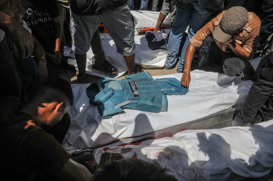 Journalist, Her Mother among Bodies of 25 Palestinians Retrieved from Rubble in War-Torn Gaza
