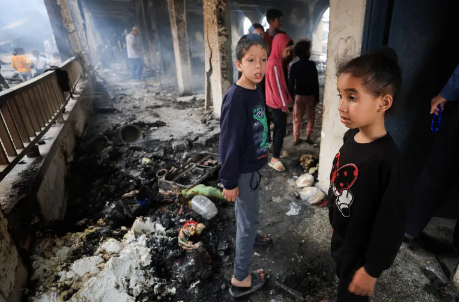 Fire in Tent Housing Displaced People in Gaza Kills 2 Children
