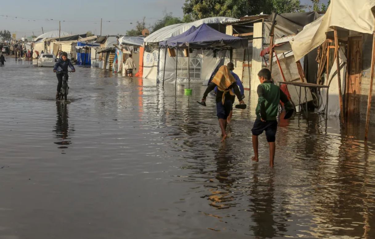Heavy Rains Flood Thousands of Tents Sheltering Displaced Civilians in Gaza