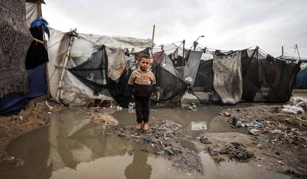 Only 15 Mobile Homes Entered Gaza out of 60,000 Needed: Media Office