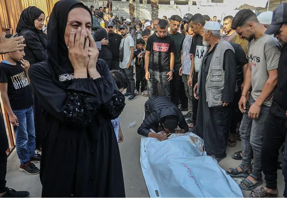 Israeli Forces Kill at Least 50 more Gazans, including Many Seeking to Reach Food