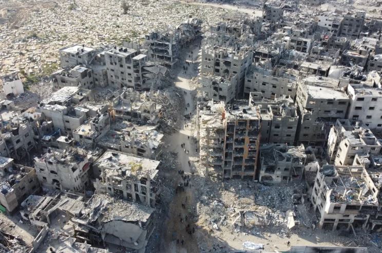 Israeli Army Destroys 300 Homes in Gaza City in 3 Days, Killing Entire Families