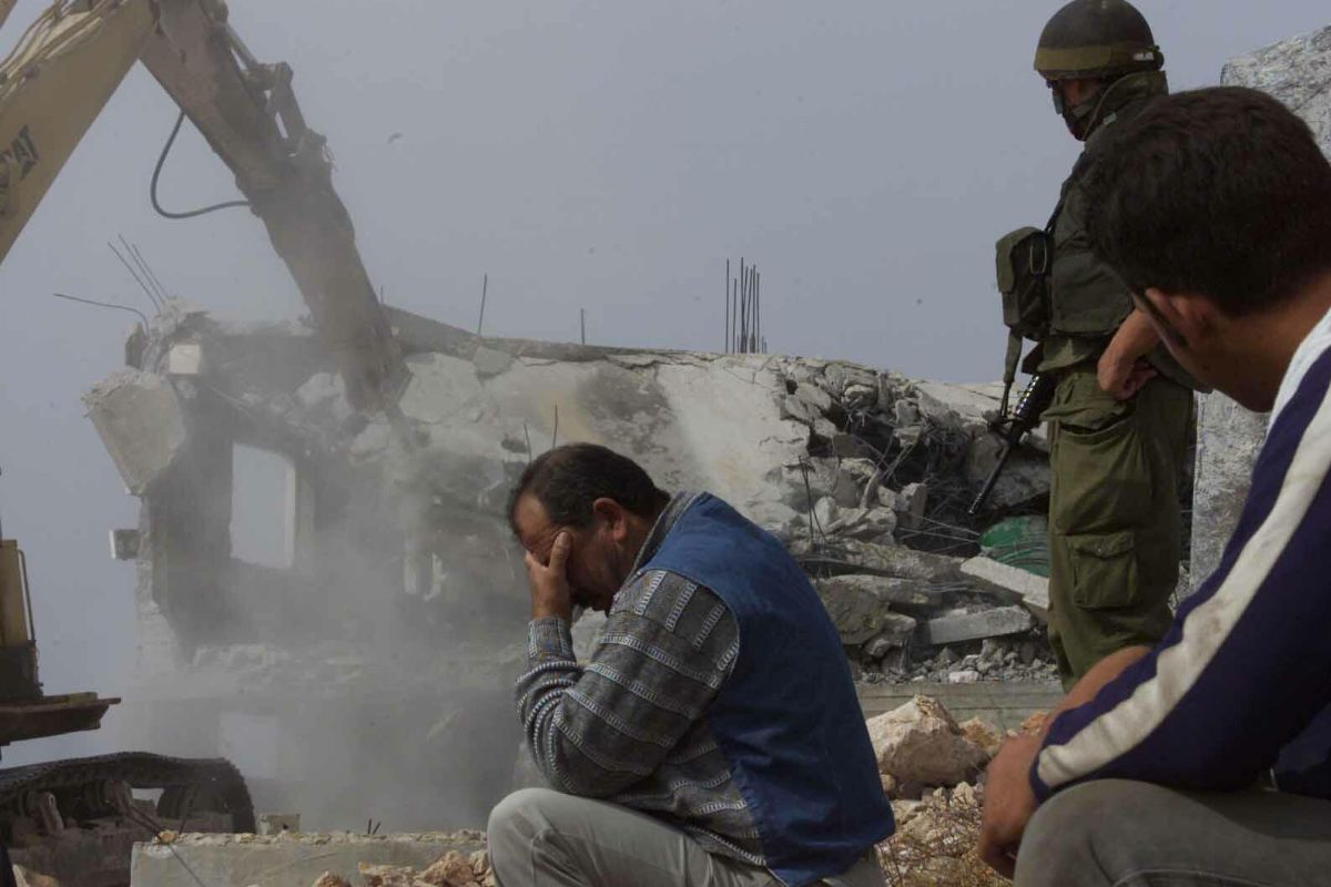 سياسة إسرائيل في هدم المنازل تترك آلاف الفلسطينيين بلا مأوى