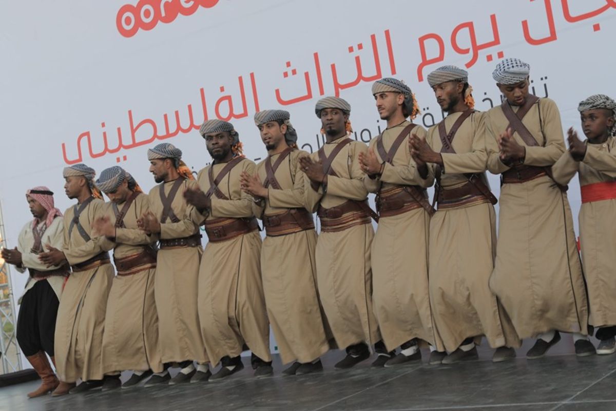 بـ