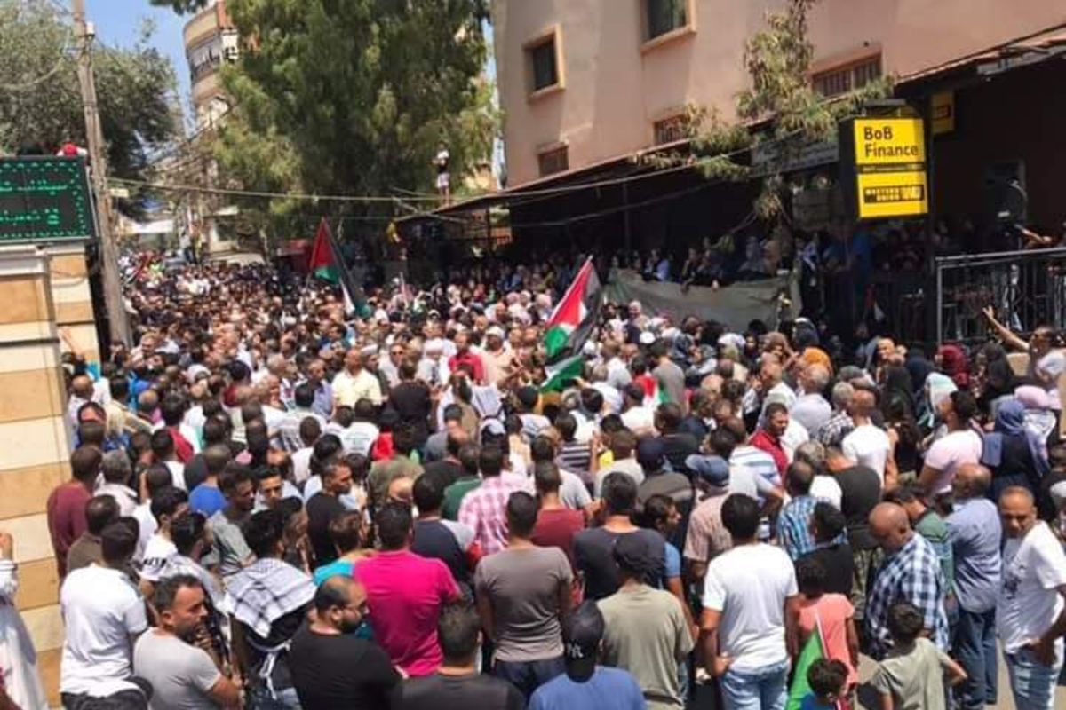 آلاف الفلسطينيين يُشاركون في جمعة غضب جديدة بلبنان