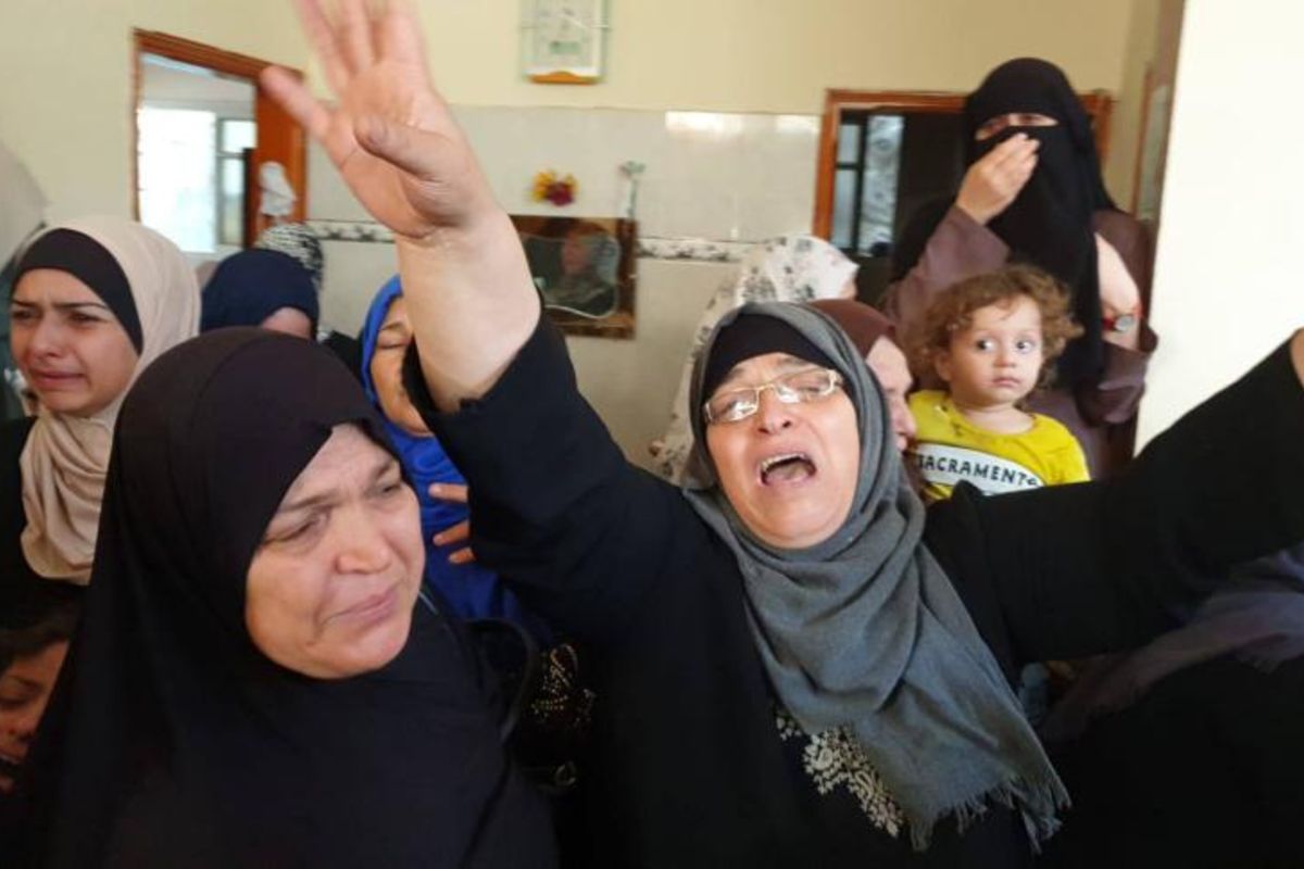 مركز حقوقي: 324 شهيدًا فلسطينيًا منذ انطلاق مسيرات العودة بغزة