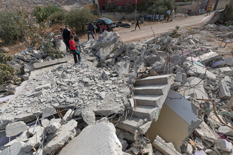 Dozens of Palestinians Homeless as Israeli Forces Demolish Several Structures in Khirbet Hamsa