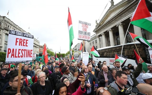 Rights Group Urges Irish Premier to Recognize State of Palestine