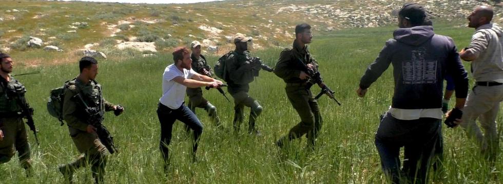 Israeli Settlers Grab Palestinian Lands in Ramallah