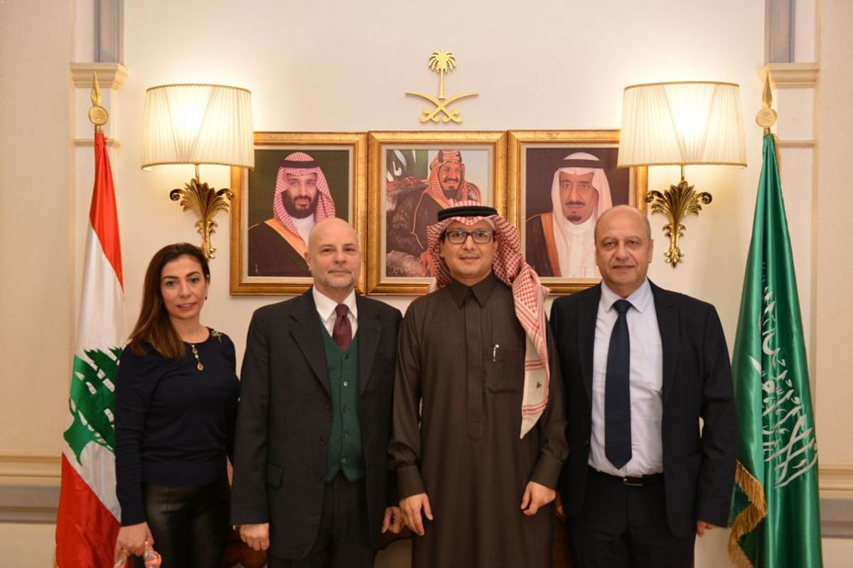 سفير العاهل السعودي يستقبل المدير العام لـ