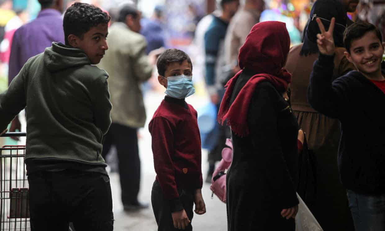 Palestinian Refugee Succumbs to Covid-19 in Kuwait
