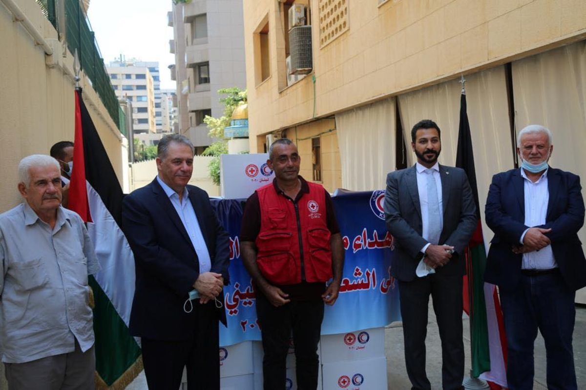 الكويت تقدم 5 آلاف حصة غذائية للاجئين الفلسطينيين في لبنان