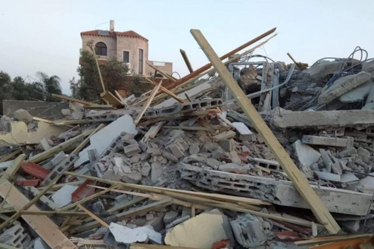 السلطات الإسرائيلية تهدم منزلا في اللد بأراضي الـ48