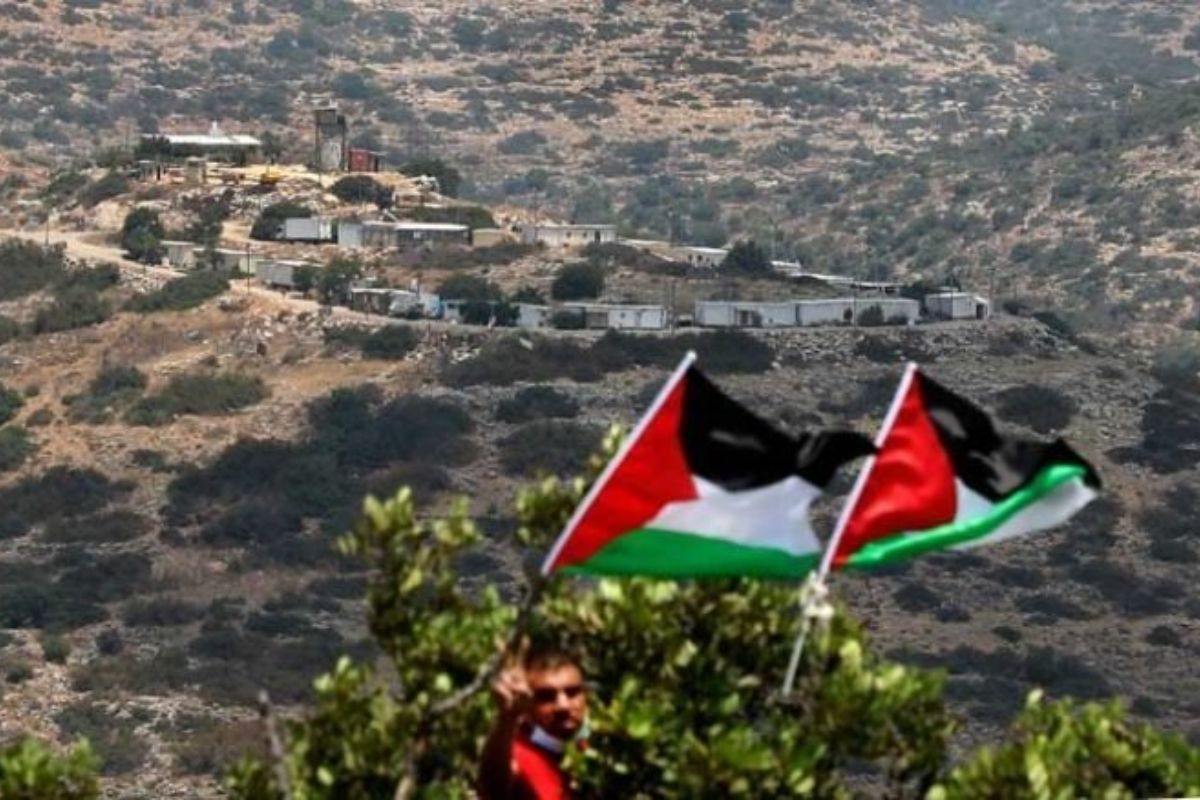 فلسطيني يسترد 50 دونما استولى عليها مستوطنون