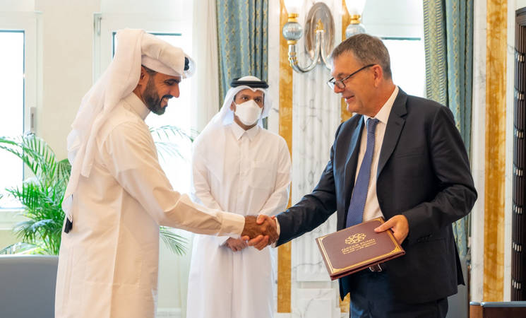 Qatar Announces US$ 18 for Palestine Refugees